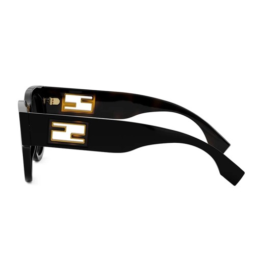 Fendi - Sonnenbrillen - FE40147I - 01B - 53