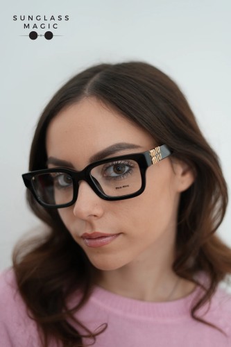 MIU MIU MU 02XV - ​1AB1O1 - ​54 Optikai keretek Fekete Szögletes